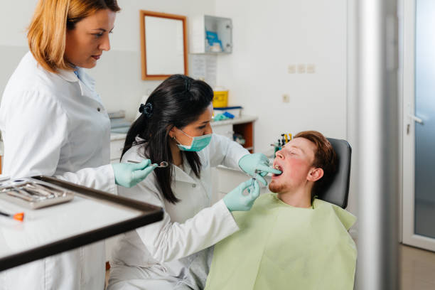 Best Emergency Tooth Extraction in Burt, MI